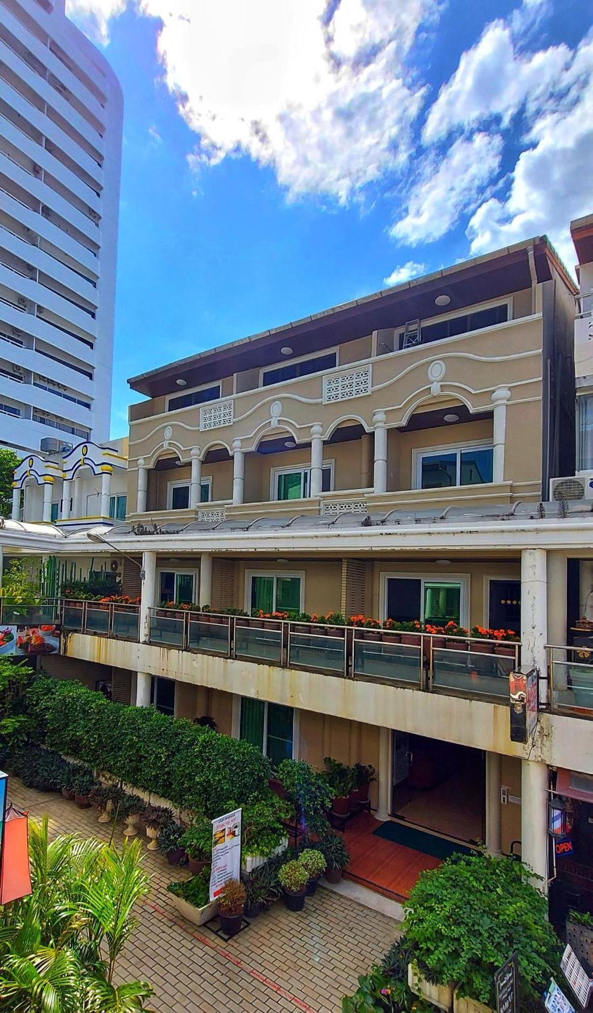 Sawasdee Apartment Patong Exterior foto